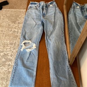 Abercrombie Curve Love Ultra High Rise 90s Straight Jean